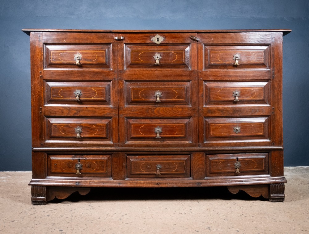 Early 18th Century Oak Cupboard / Mule Chest