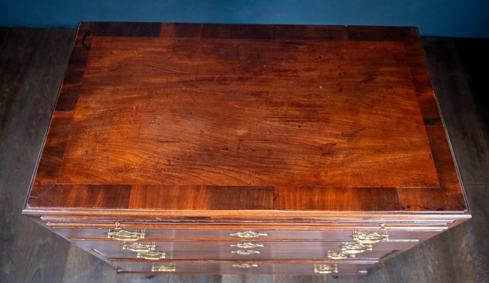 George II Mahogany Bachelors Chest, c.1750 View VIII