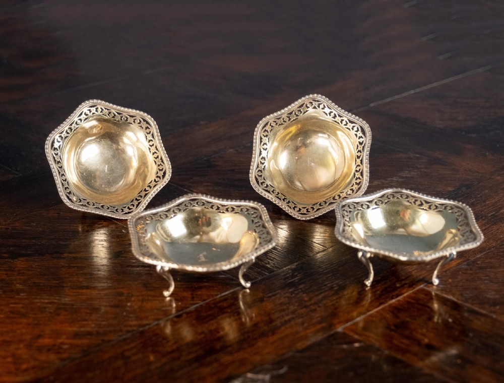 Four Silver Gilt Bon Bon Dishes by Goldsmiths & Silversmiths Co Ltd, London, 1919