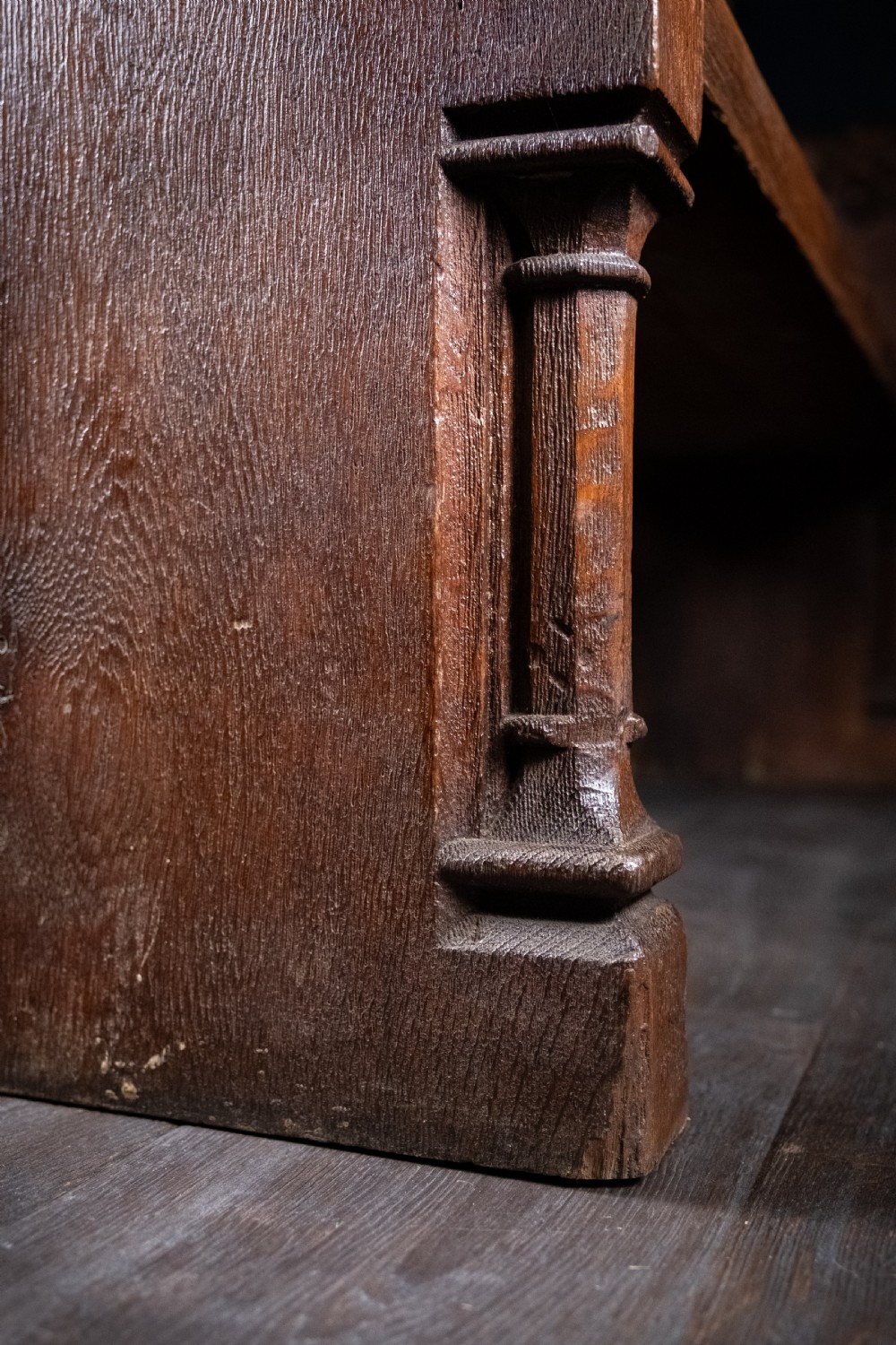 19th Century Golden Oak Foliate Church Pew / Settle View XVII