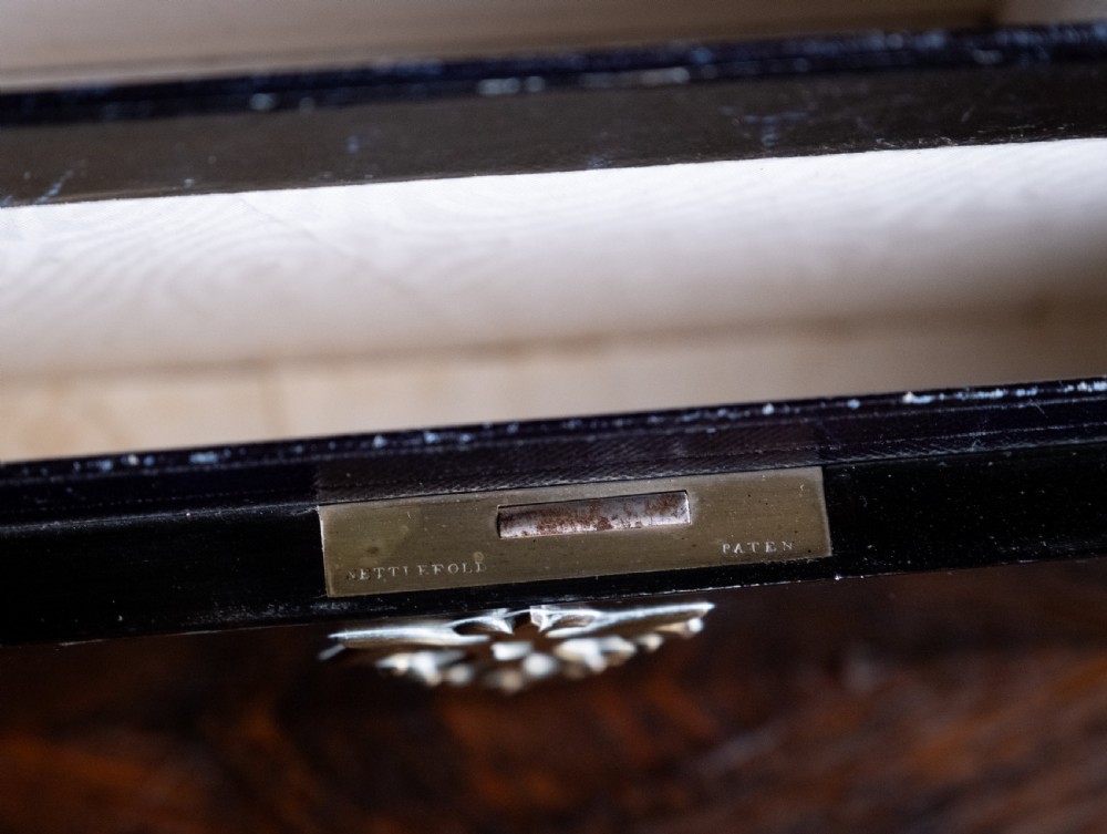 Coromandel Stationary Box by W. Leuchars, London. C.1860 View XIII