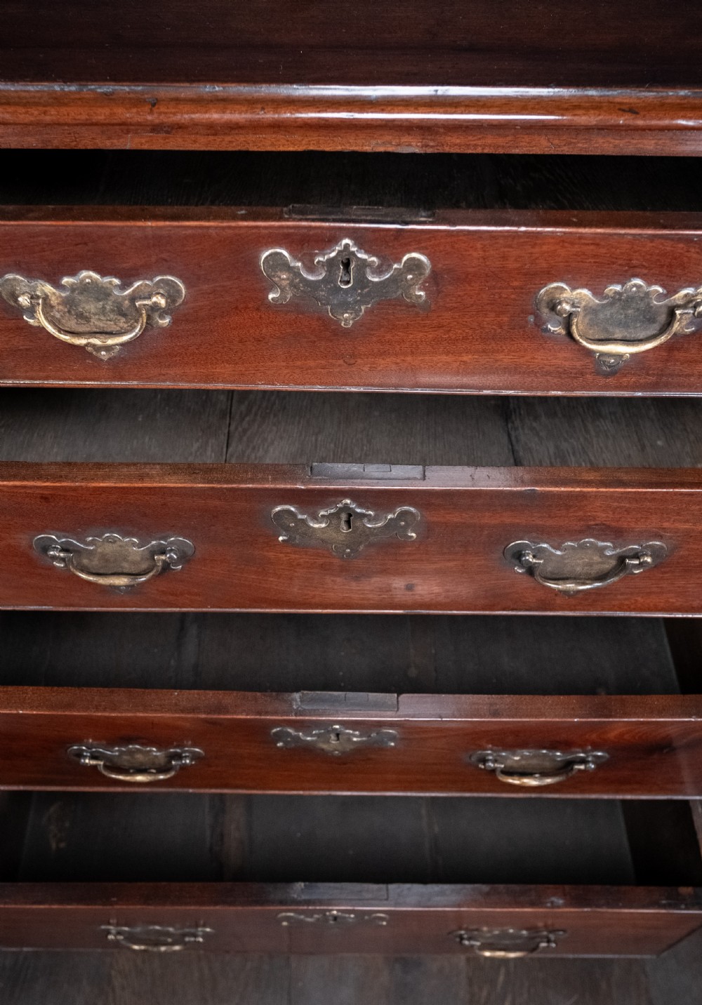 George III Mahogany Chest of Drawers View V