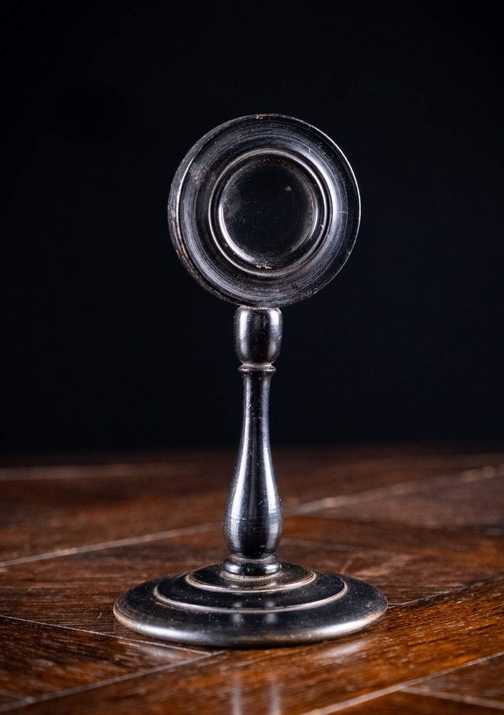 Ebonised Artists' Reducing Lens, c.1900 View V
