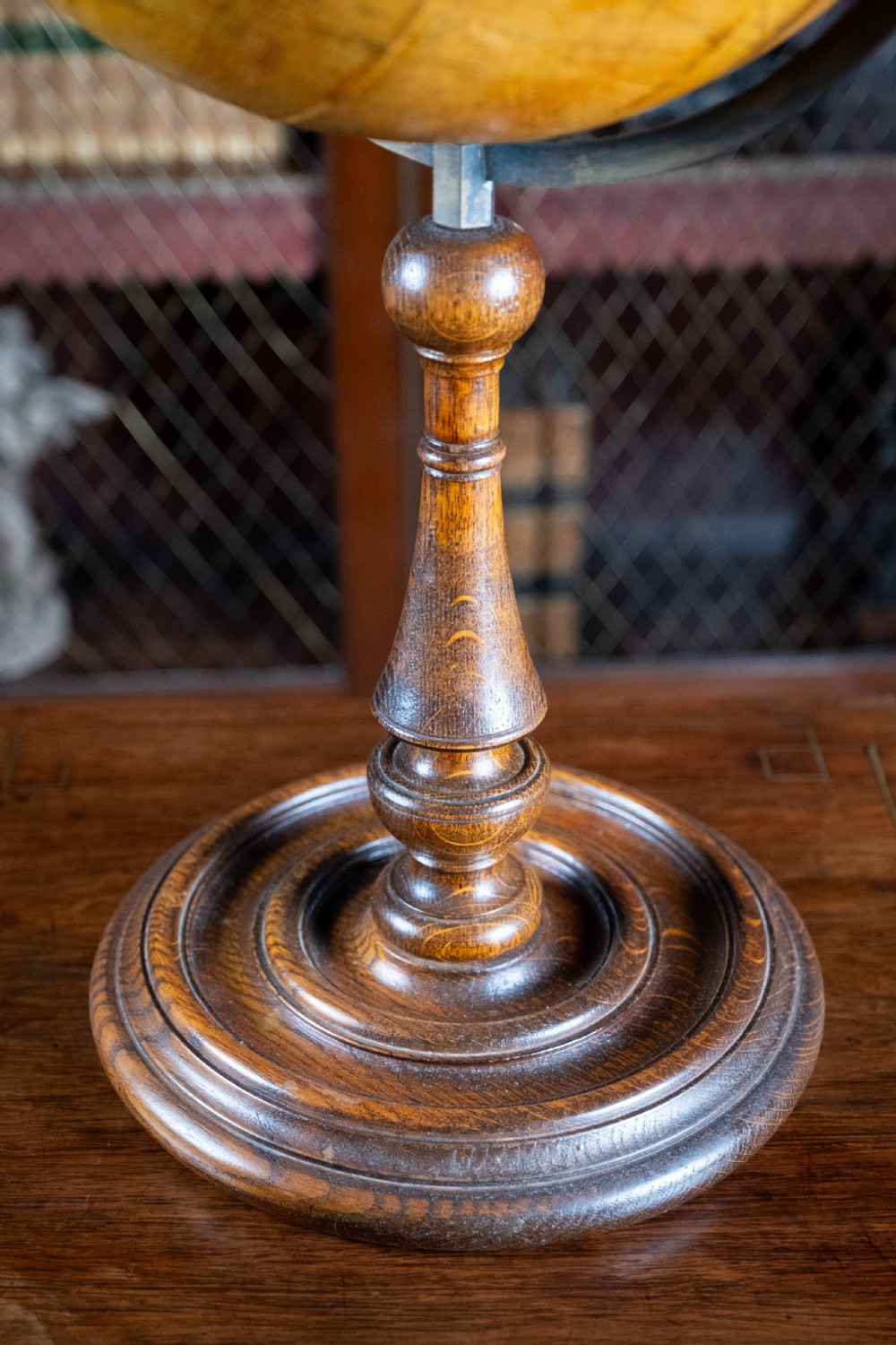 Early 20th Century Philips & Son Library Globe View XII