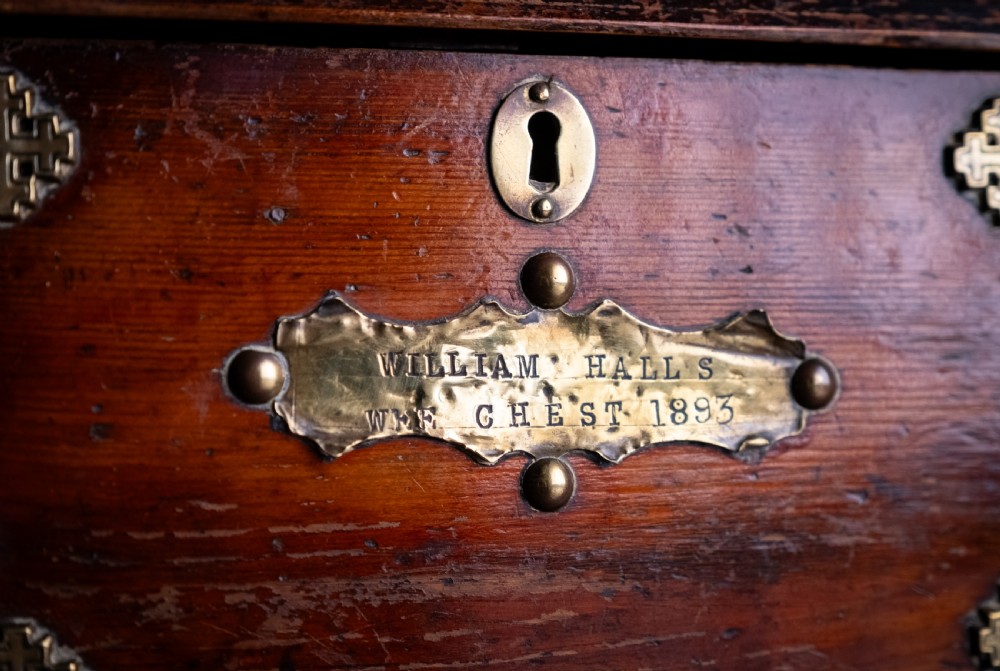 'William Hall's Wee Chest 1893', Scottish Folk Art Pine Chest View II