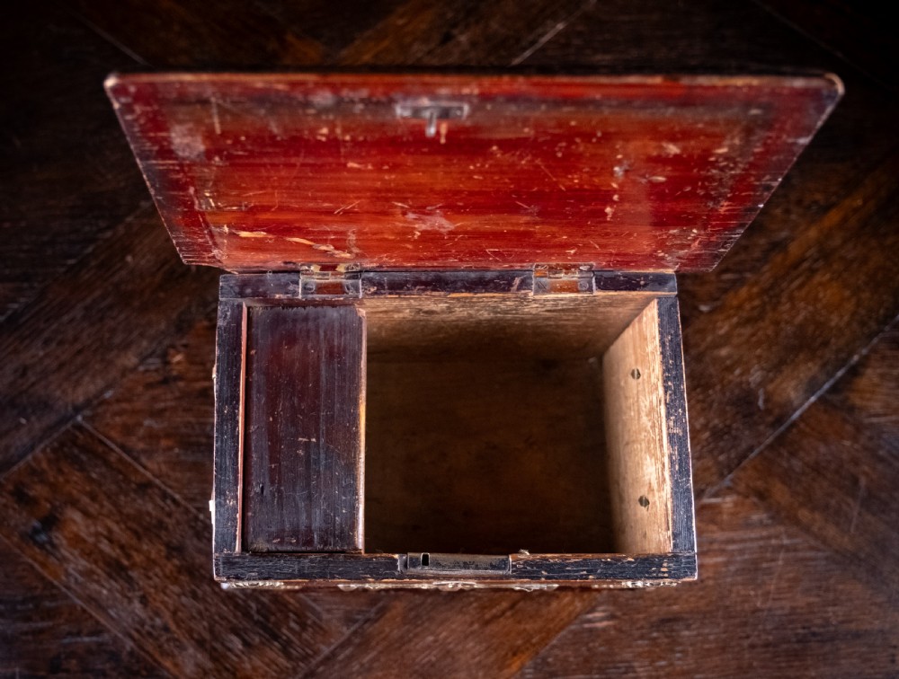 'William Hall's Wee Chest 1893', Scottish Folk Art Pine Chest View VI