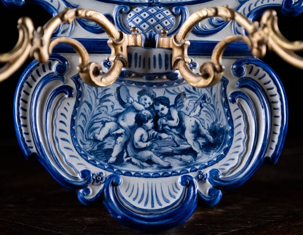 Detail View