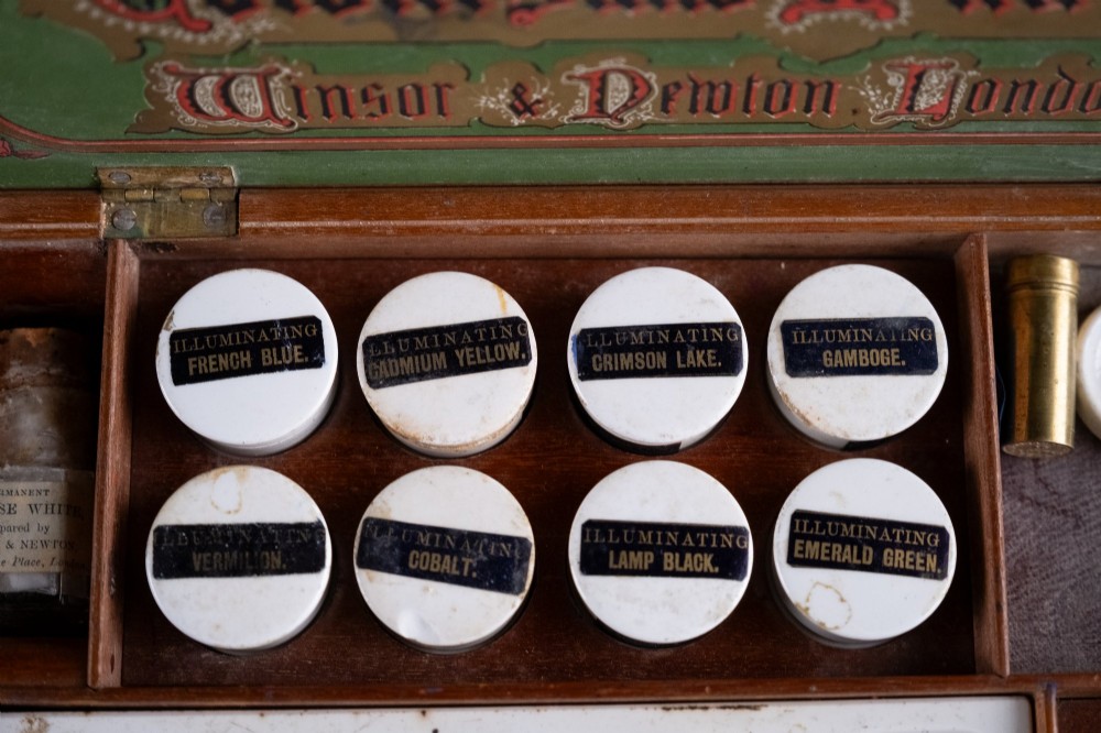 Winsor & Newton 'Illuminating Colours & Materials' Artists' Paint Box, c.1890 View IV