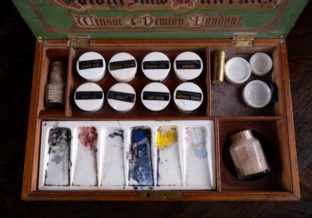Winsor & Newton 'Illuminating Colours & Materials' Artists' Paint Box, c.1890 View VII