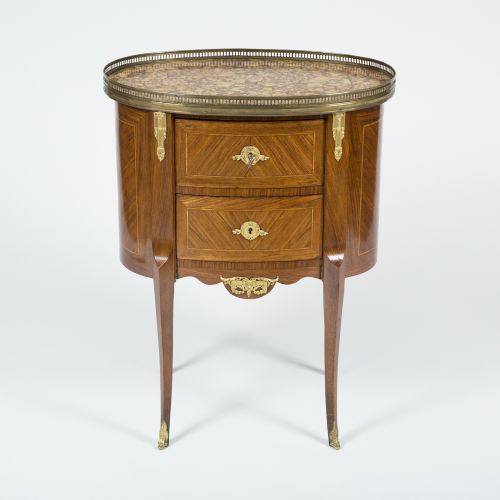 OVAL COMMODE WITH BRECHE D'ALEP MARBLE TOP