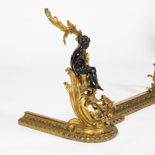 FRENCH GILT BRONZE CHENET IN THE LOUIS XV STYLE ADJUSTABLE WIDTH - ADDITIONAL PHOTO 6