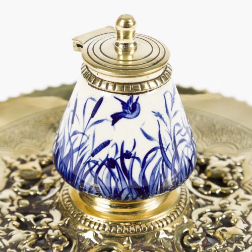 BLUE WHITE CERAMIC INKWELL ON BRASS STAND - ADDITIONAL PHOTO 1