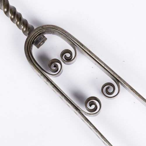 LARGE SET OF WROUGHT IRON FIRE TOOLS - ADDITIONAL PHOTO 9