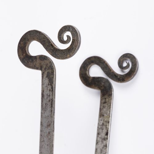 LARGE SET OF WROUGHT IRON FIRE TOOLS - ADDITIONAL PHOTO 13