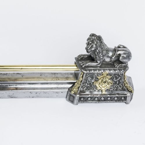 STEEL BRASS FIRE PLACE FENDER WITH LIONS - ADDITIONAL PHOTO 7