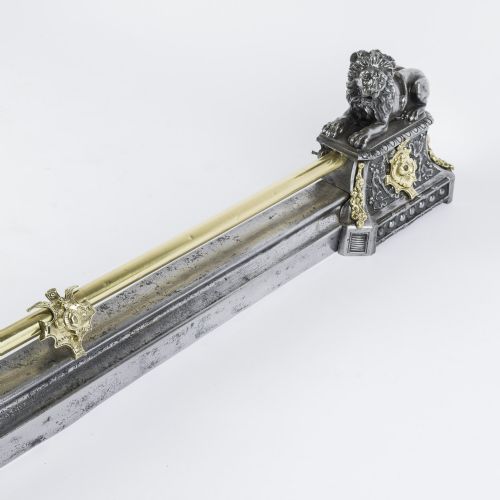 STEEL BRASS FIRE PLACE FENDER WITH LIONS - ADDITIONAL PHOTO 8