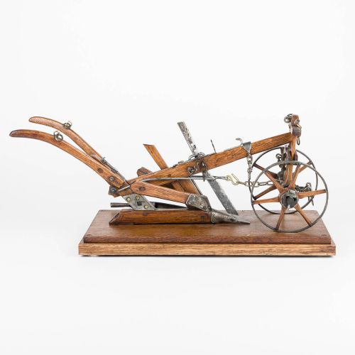 MODEL OF A SINGLE FARROW PLOUGH - ADDITIONAL PHOTO 3