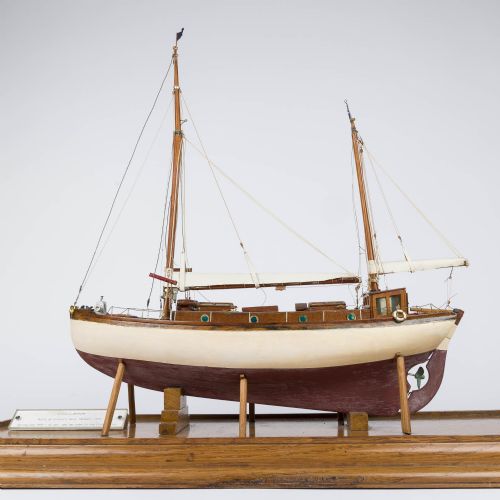 MODEL OF A SAILING KETCH - ADDITIONAL PHOTO 2