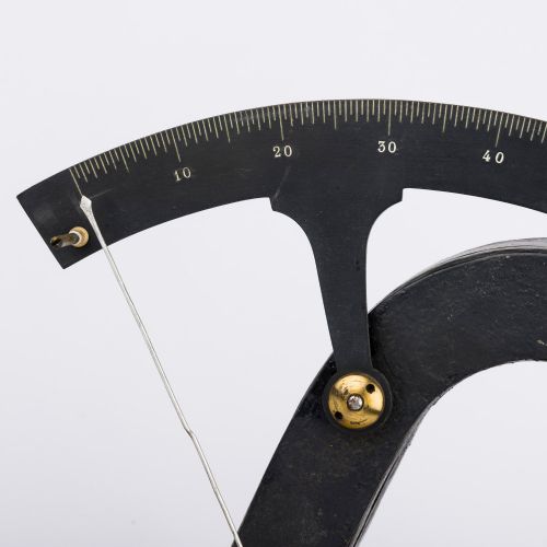 DARSONVAL GALVANOMETER BY G ADAM OF PARIS - ADDITIONAL PHOTO 7