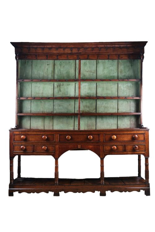 STRIKING OAK DRESSER FROM CARDIGANSHIRE - ADDITIONAL PHOTO 4