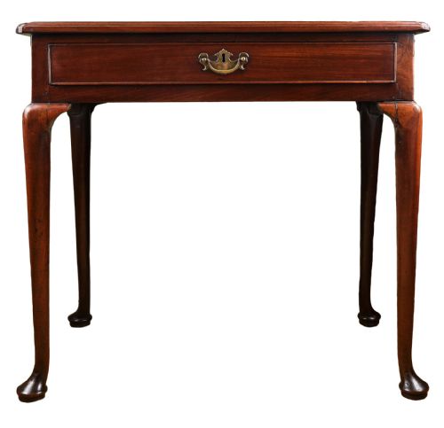 georgian mahogany side table - CATEGORY: ANTIQUE TABLES - DATED 1750