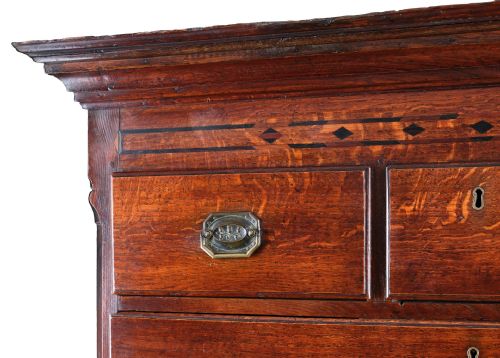SPLENDID OAK CHEST ON CHEST FROM CARMARTHENSHIRE - ADDITIONAL PHOTO 3