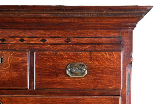 SPLENDID OAK CHEST ON CHEST FROM CARMARTHENSHIRE - ADDITIONAL PHOTO 5