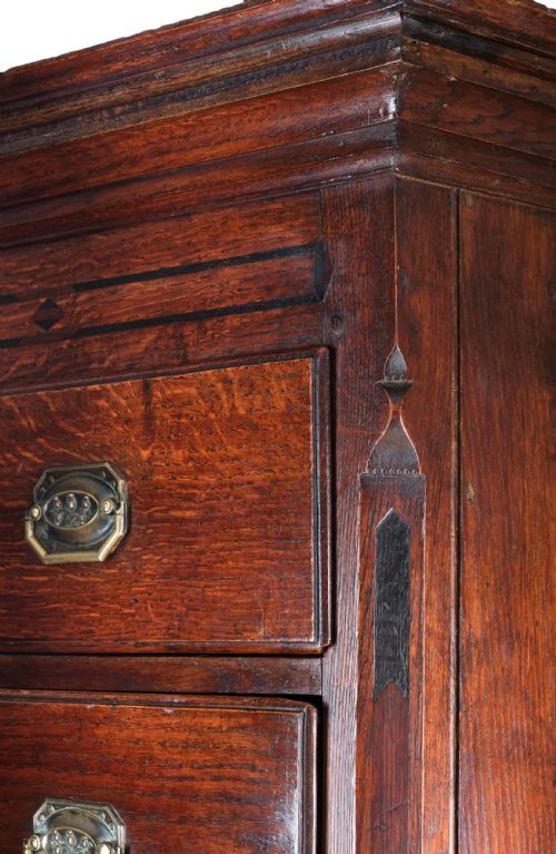 SPLENDID OAK CHEST ON CHEST FROM CARMARTHENSHIRE - ADDITIONAL PHOTO 9