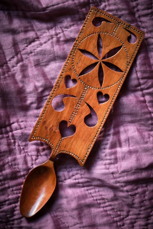 welsh sycamore lovespoon - CATEGORY: ANTIQUE MISCELLANEOUS - DATED GEORGIAN