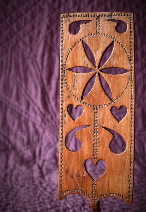 WELSH SYCAMORE LOVESPOON - ADDITIONAL PHOTO 3