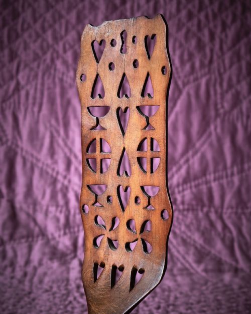 RICHLY PATINATED WELSH FRUITWOOD LOVESPOON - ADDITIONAL PHOTO 3