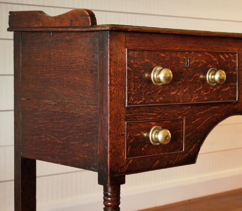 BRECONSHIRE OAK DRESSER - ADDITIONAL PHOTO 1