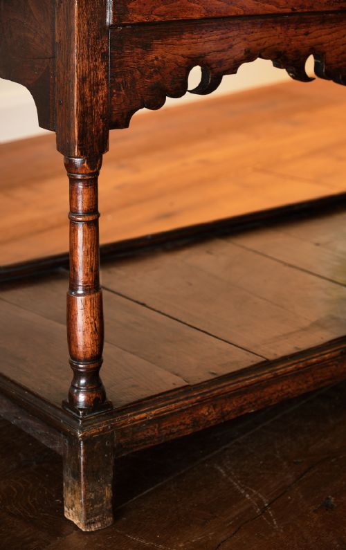 LATE 18TH CENTURY GLAMORGANSHIRE OAK DRESSER BASE - ADDITIONAL PHOTO 4