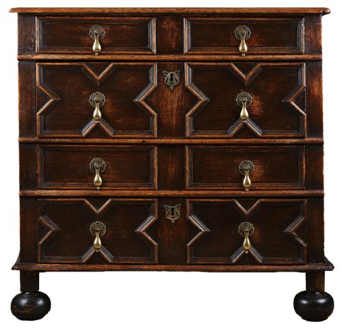 17th century oak chest of drawers - CATEGORY: ANTIQUE CHEST OF DRAWERS - DATED 17TH CENTURY