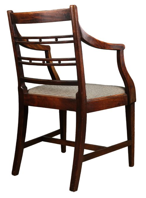 GEORGIAN MAHOGANY ELBOW CHAIR - ADDITIONAL PHOTO 1