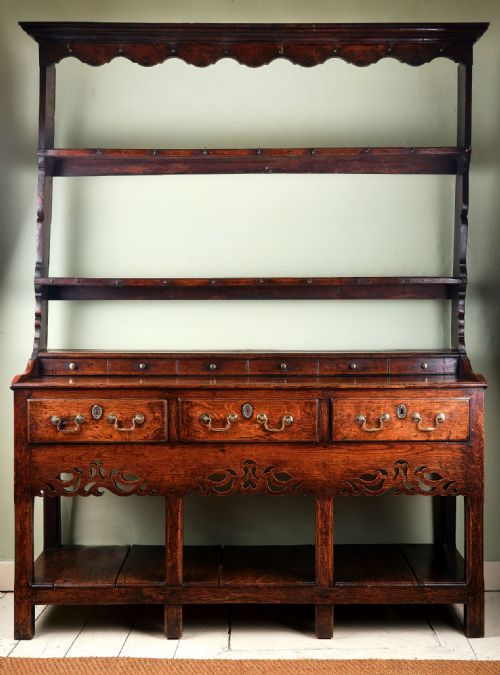 georgian welsh oak potboard dresser - CATEGORY: ANTIQUE DRESSERS - DATED 18TH CENTURY
