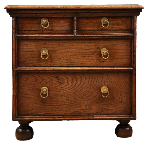 EARLY 18TH CENTURY OAK CLOSE STOOL - ADDITIONAL PHOTO 2