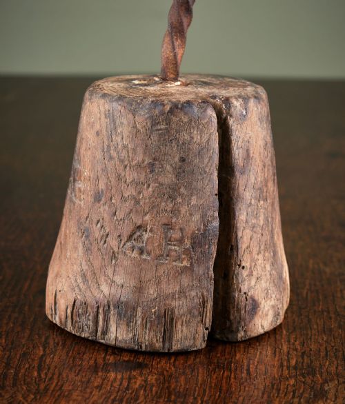 18TH CENTURY OAK AND WROUGHT IRON RUSHLIGHTCANDLEHOLDER - ADDITIONAL PHOTO 4