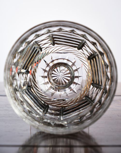 SET OF SIX LARGE CUT GLASS RUMMERS OR DRINKING GLASSES - ADDITIONAL PHOTO 3