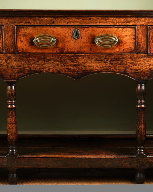 SUPERBLY PATINATED WELSH OAK LOW DRESSER OR SERVER - ADDITIONAL PHOTO 2