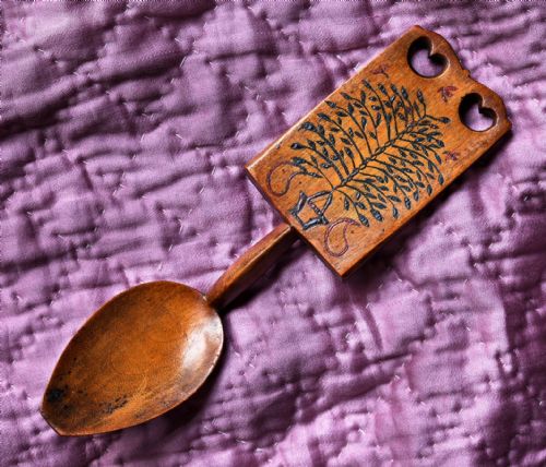 small welsh sycamore love spoon - CATEGORY: ANTIQUE MISCELLANEOUS - DATED 19TH CENTURY