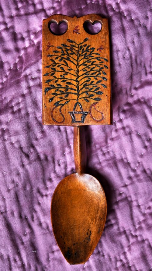 SMALL WELSH SYCAMORE LOVE SPOON - ADDITIONAL PHOTO 2