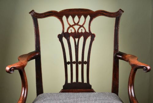 GEORGIAN MAHOGANY ELBOW CHAIR - ADDITIONAL PHOTO 7