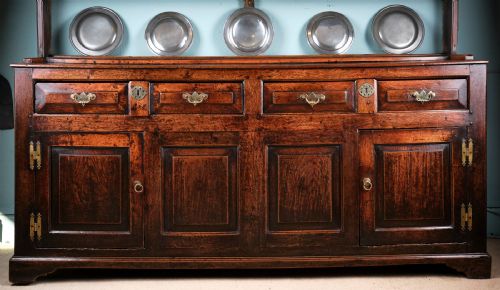 SUPERBLY PATINATED OAK CUPBOARD DRESSER WITH FRUITWOOD RACK - ADDITIONAL PHOTO 1