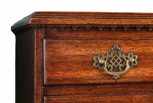GEORGIAN OAK CHEST OF DRAWERS - ADDITIONAL PHOTO 3