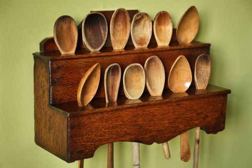 WELSH OAK SPOON RACK ASSORTED SPOONS - ADDITIONAL PHOTO 2