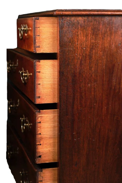 GEORGIAN MAHOGANY SMALL CHEST OF DRAWERS - ADDITIONAL PHOTO 6