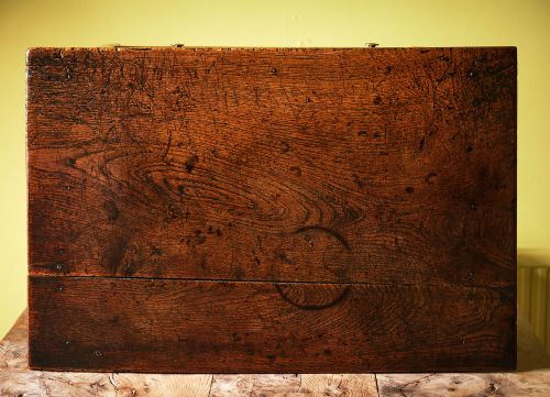CHARACTERFUL WELSH SIDE TABLE - ADDITIONAL PHOTO 6