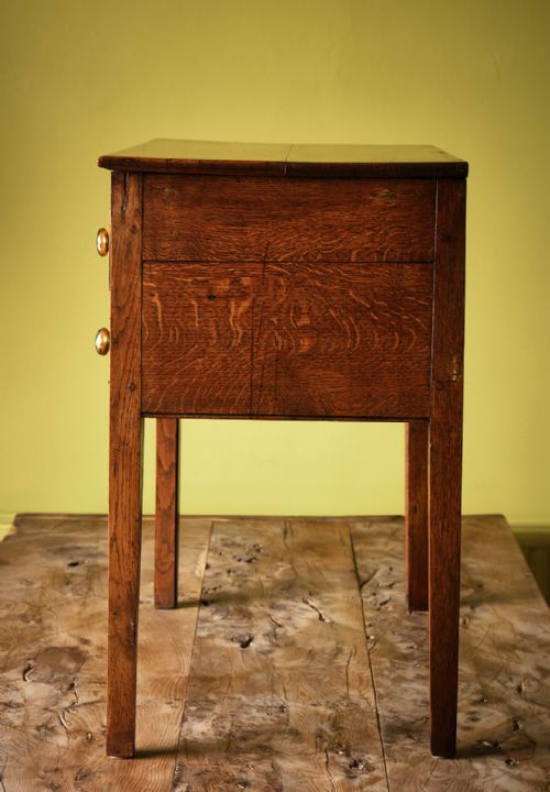WELSH THREE DRAWER OAK LOWBOY OR SIDE TABLE - ADDITIONAL PHOTO 2