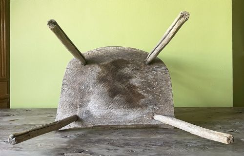 REMARKABLE SCULPTURAL COMB BACK STICK CHAIR - ADDITIONAL PHOTO 3